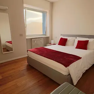 2* Hotel apartamentowy Isola